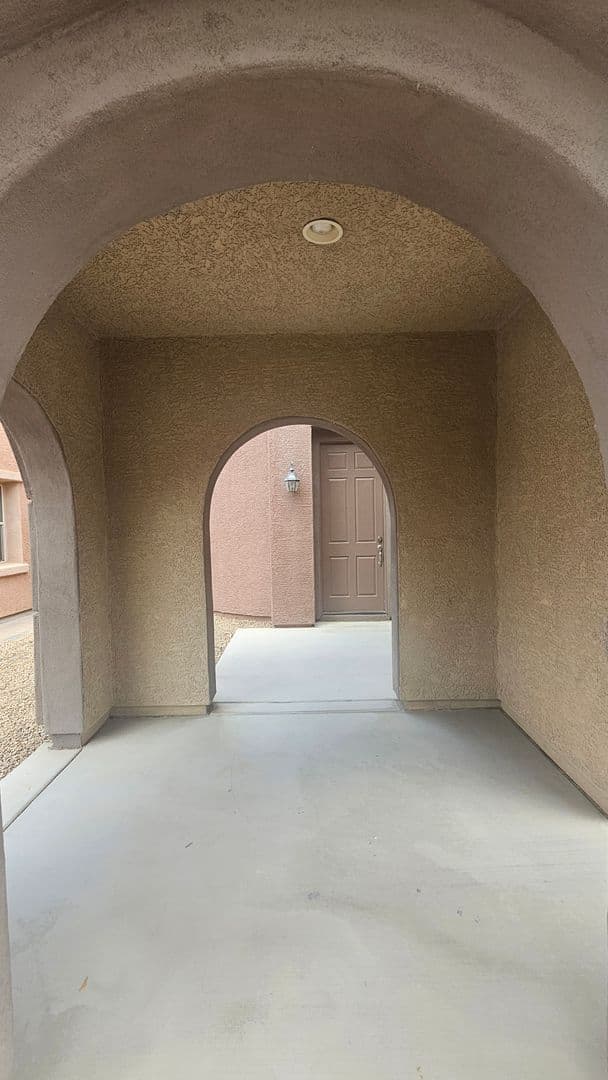 LAS VEGAS House: 119 HONORS COURSE