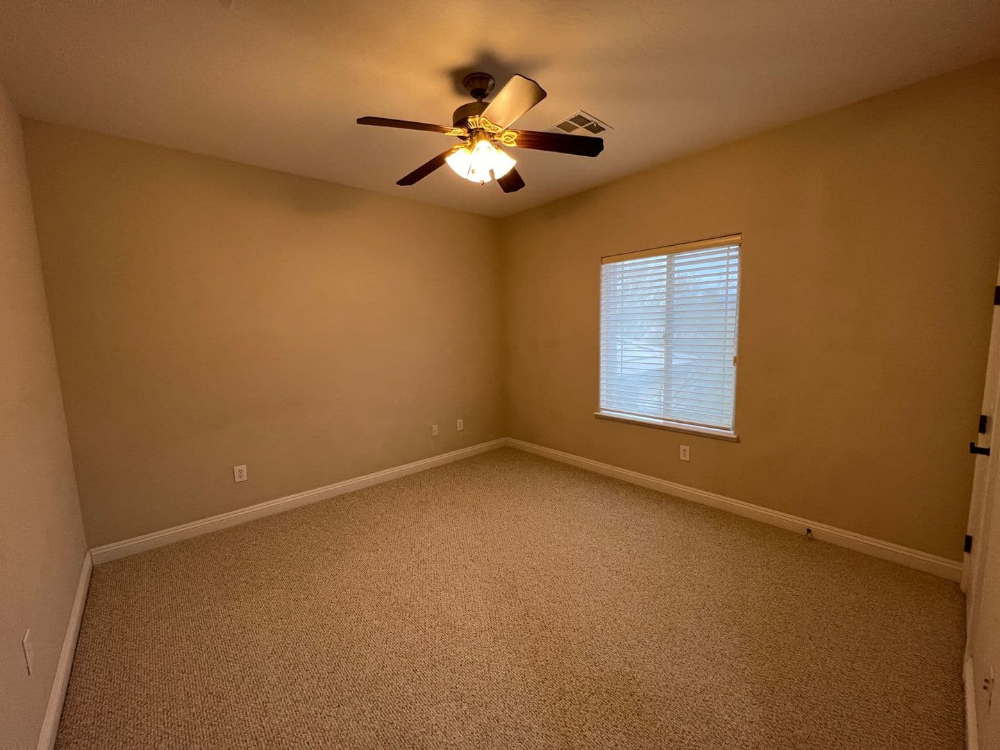 NORTH LAS VEGAS House: 3709 FLEDGLING DR