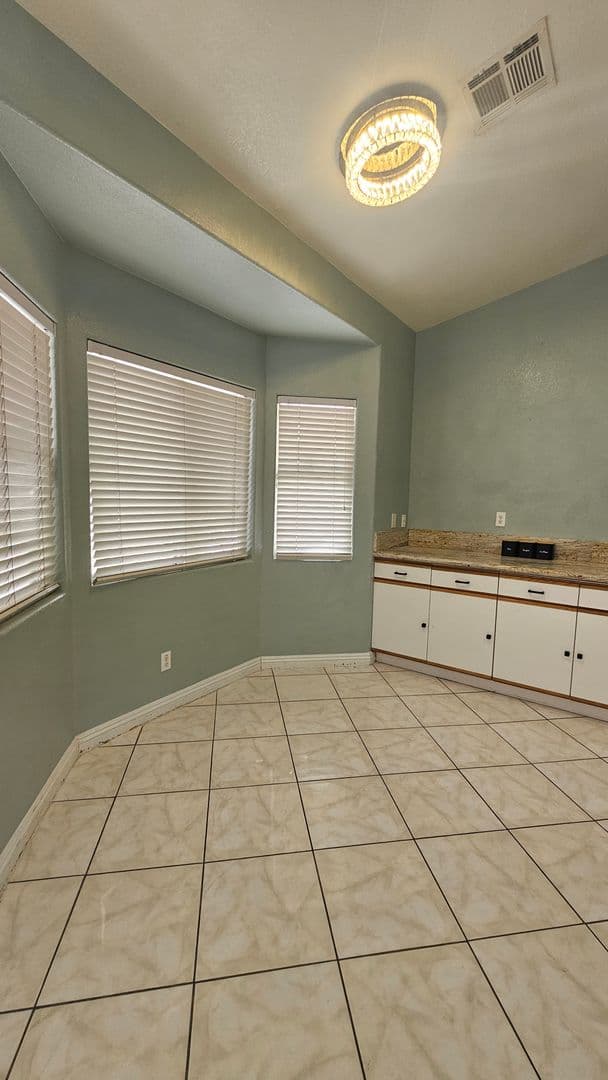 LAS VEGAS House: 5141 ELDORA AVE.