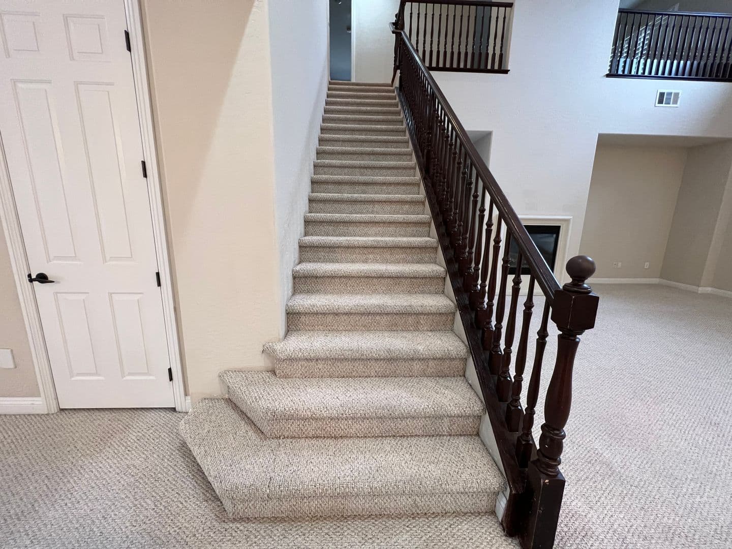 NORTH LAS VEGAS House: 3709 FLEDGLING DR