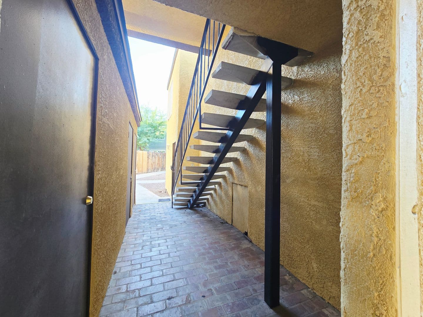 LAS VEGAS Condo: 1534 HIALEAH DR