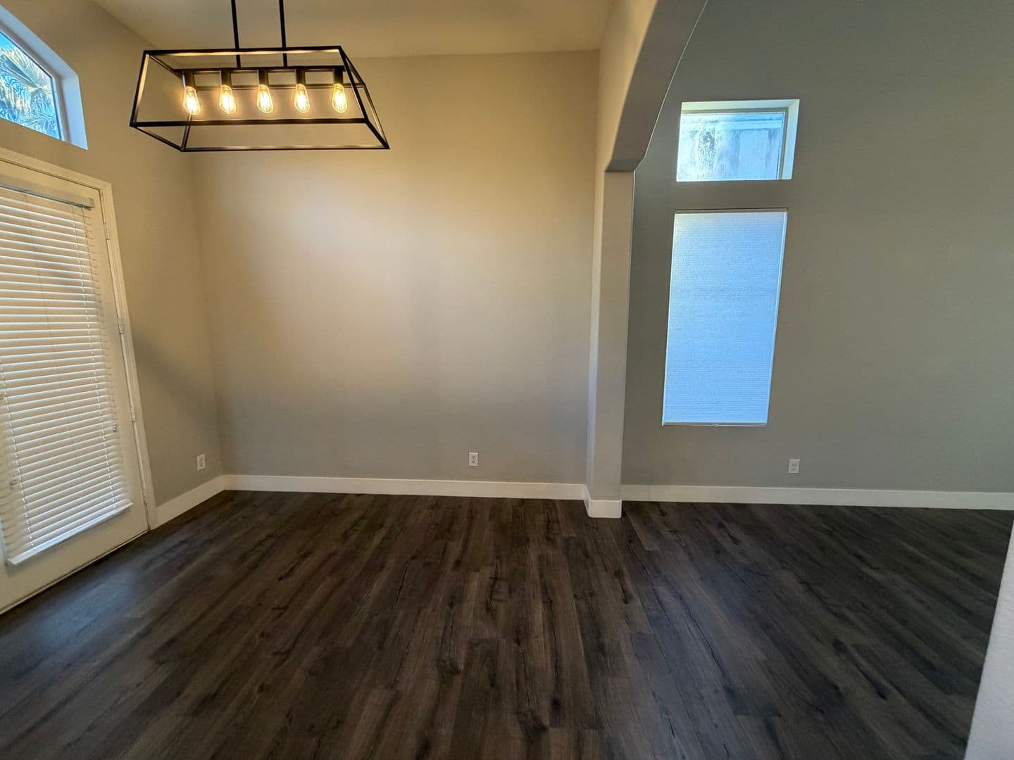 HENDERSON House: 2218 ARMACOST DR