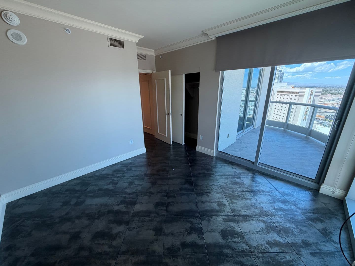 LAS VEGAS Condo: 222 KAREN AVE