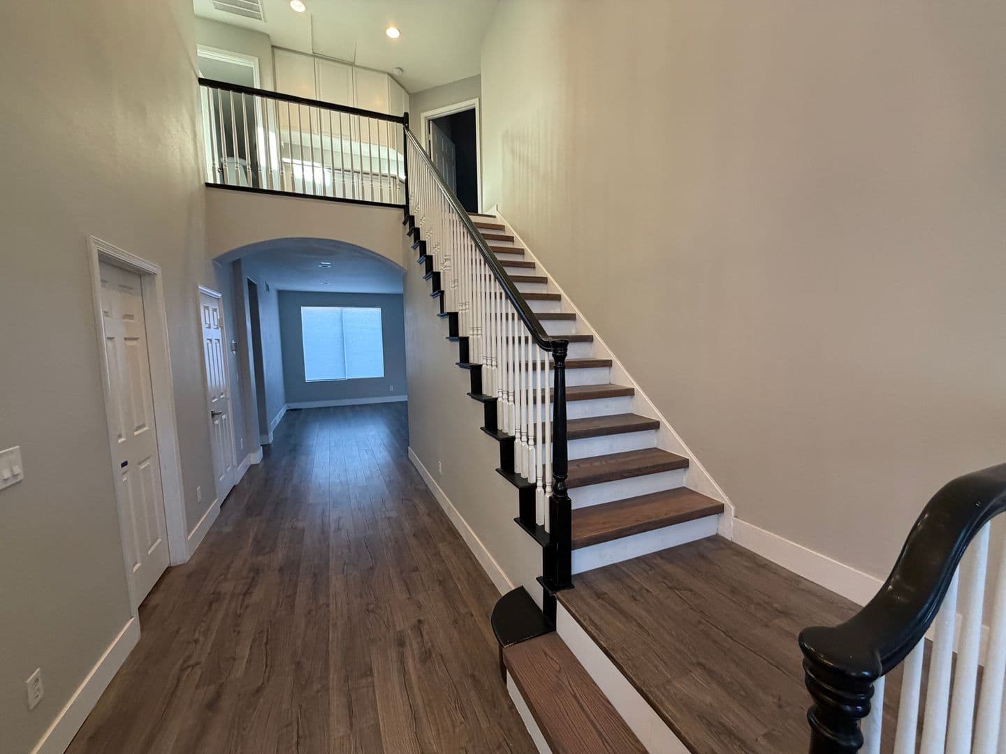 HENDERSON House: 2218 ARMACOST DR
