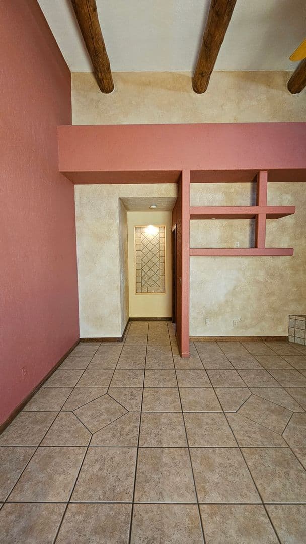 LAS VEGAS House: 8152 EAGLEDANCER AVE