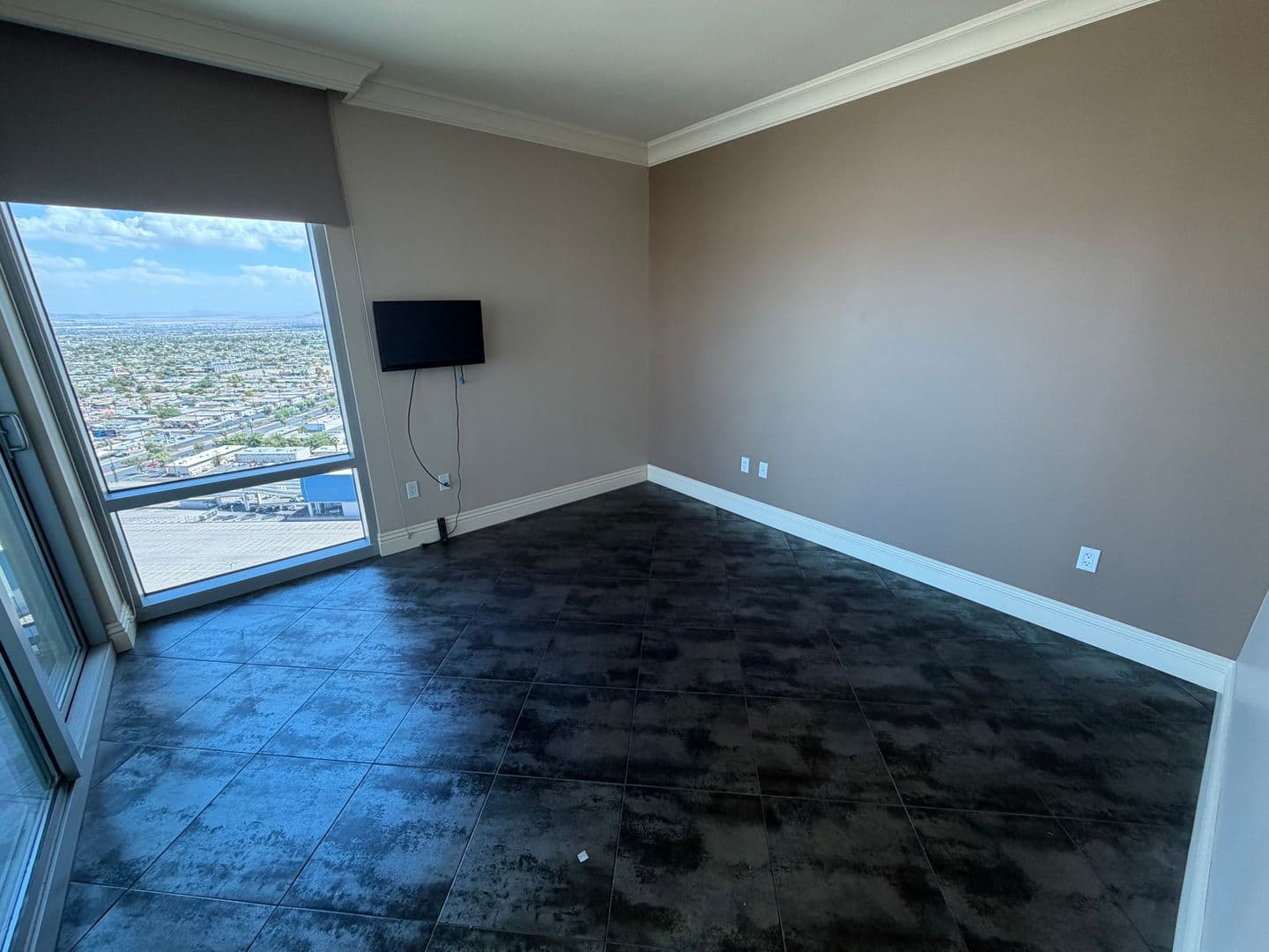LAS VEGAS Condo: 222 KAREN AVE