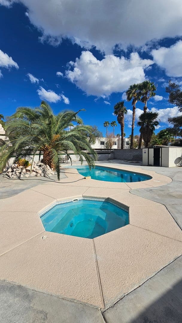 LAS VEGAS House: 5141 ELDORA AVE.