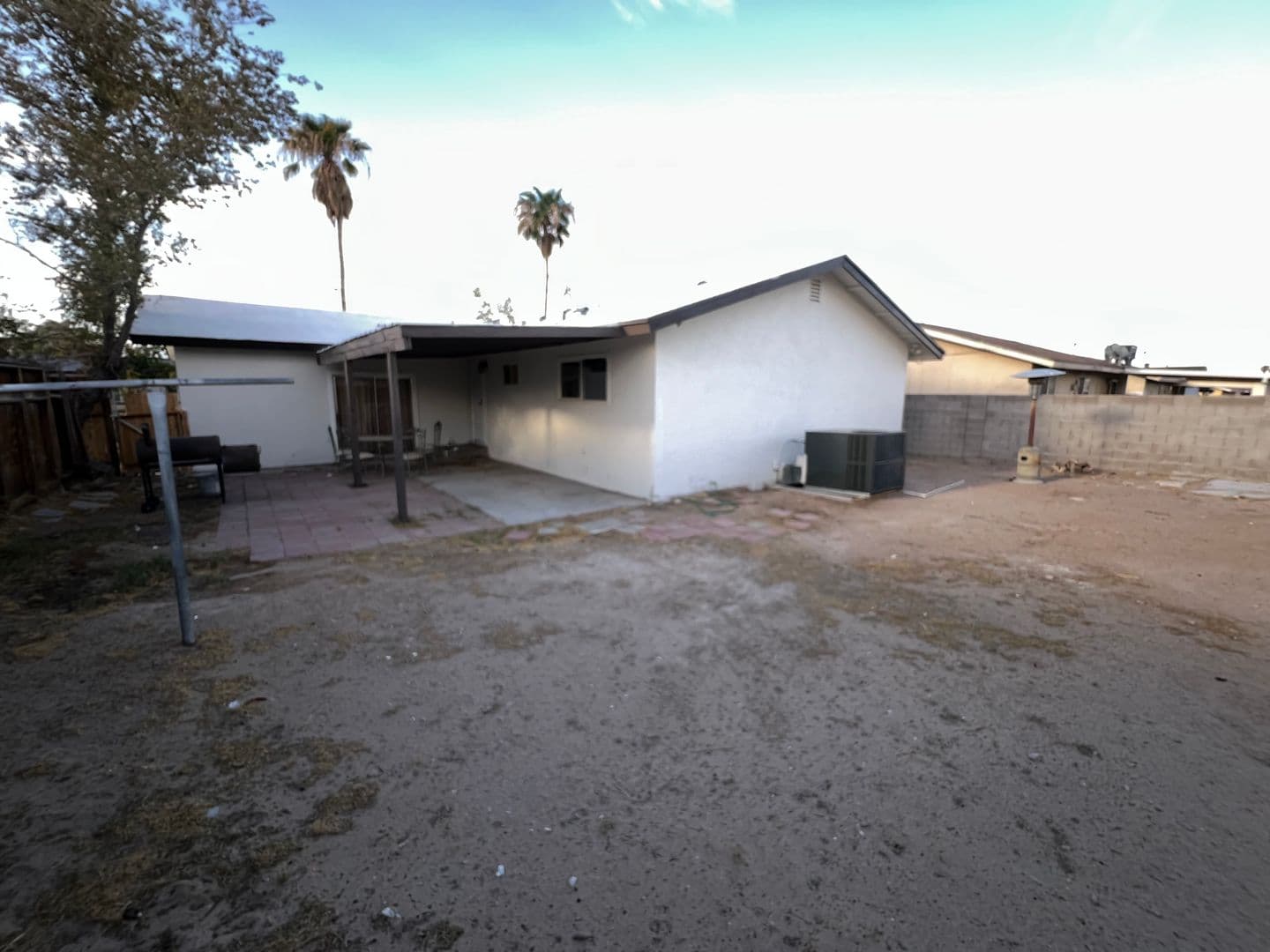NORTH LAS VEGAS House: 2301 E BROOKS AVE