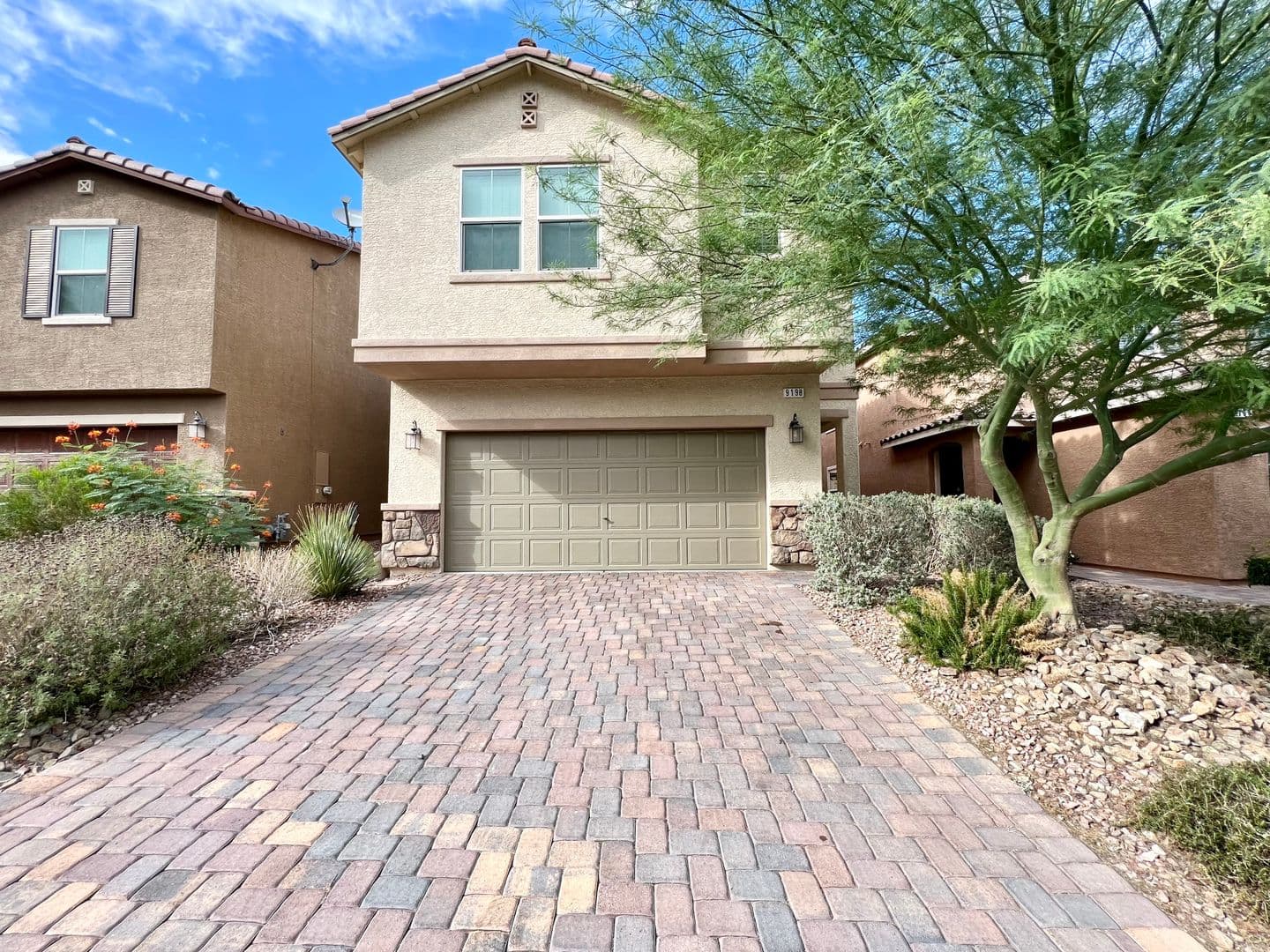 LAS VEGAS House: 9198 VALLEY BETICA