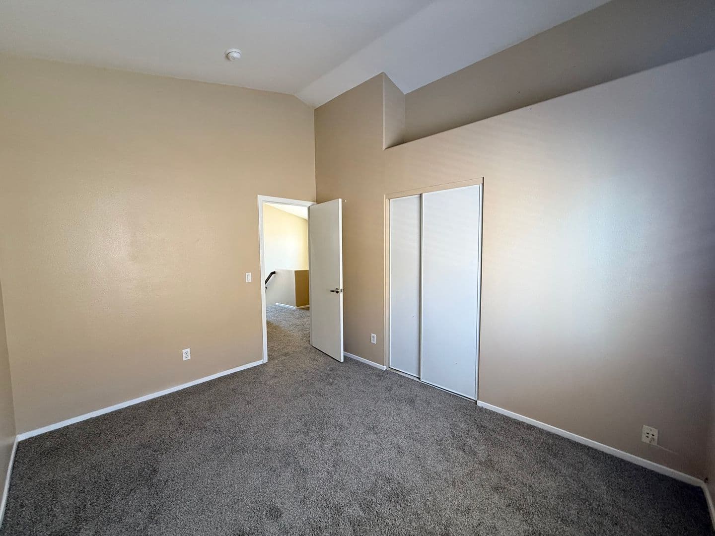 LAS VEGAS House: 8816 PINE PITCH