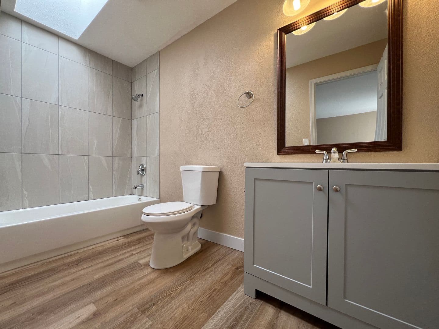 LAS VEGAS Condo: 2982 JUNIPER HILLS #201