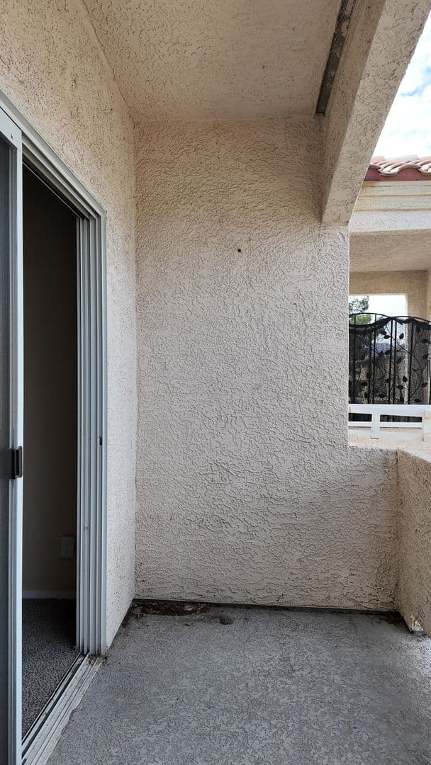 LAS VEGAS Condo: 1900 N TORREY PINES DR UT 212