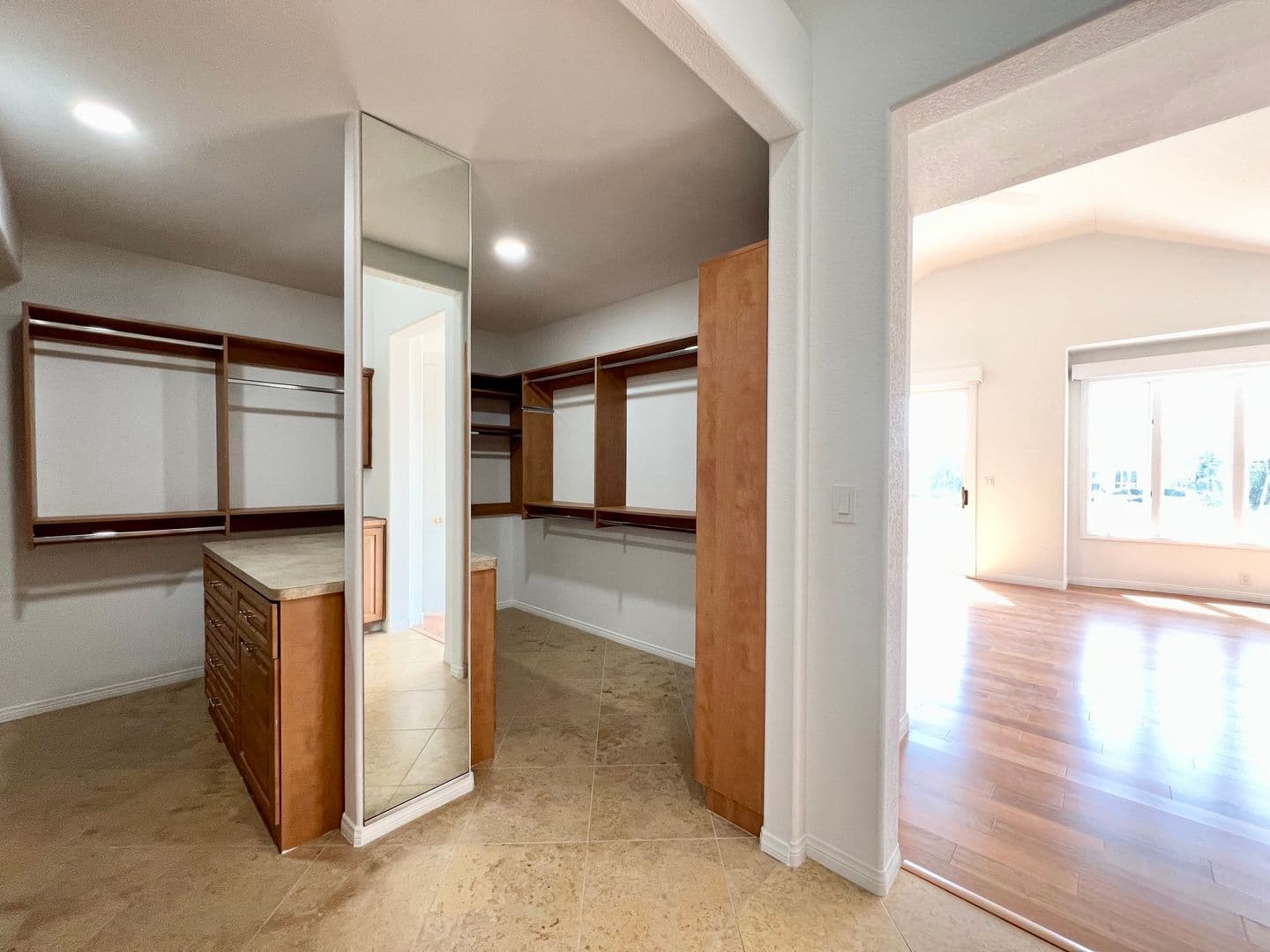 LAS VEGAS House: 5155 MAKENNA CT