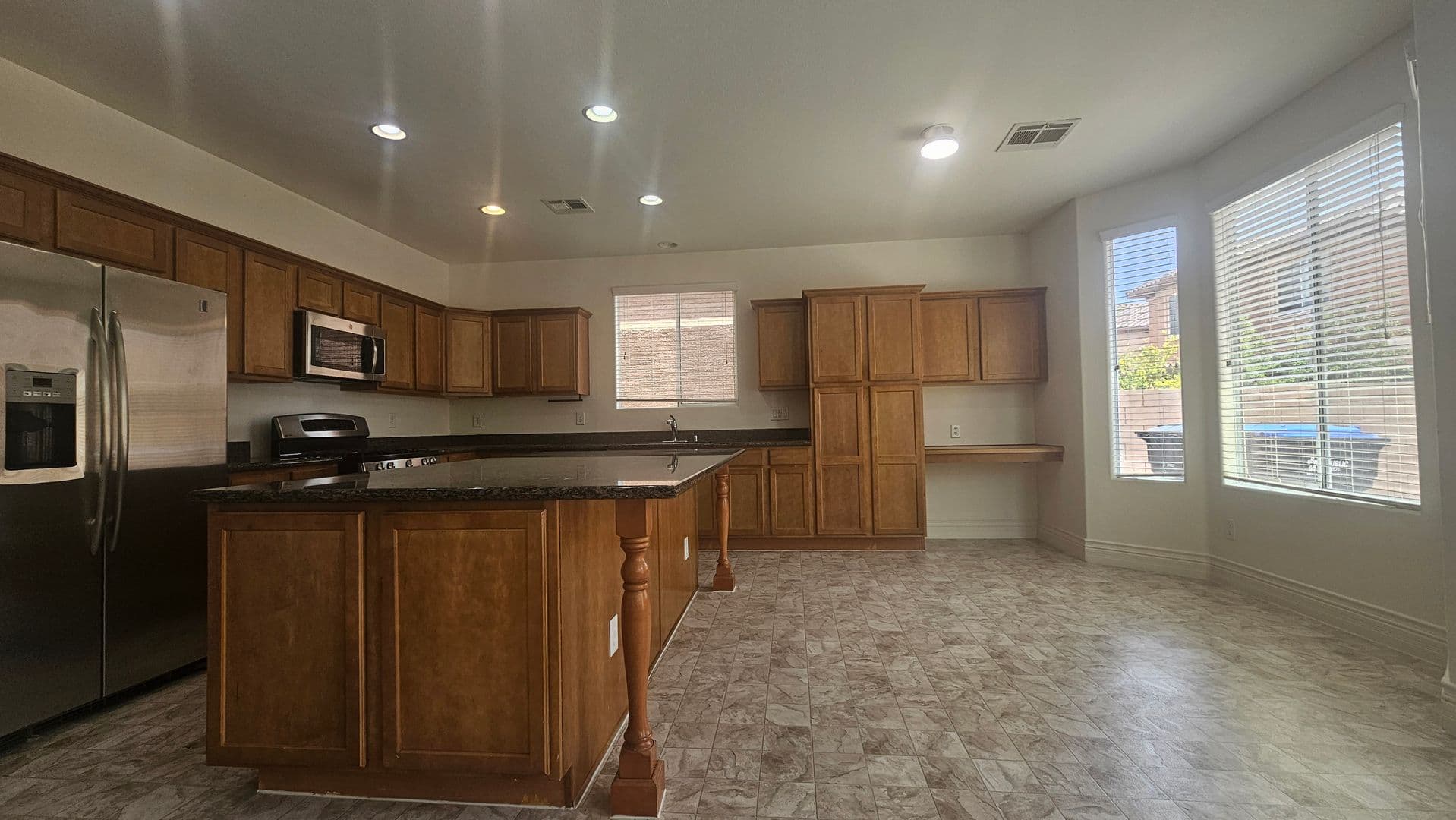 LAS VEGAS House: 119 HONORS COURSE