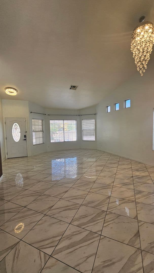 LAS VEGAS House: 5141 ELDORA AVE.