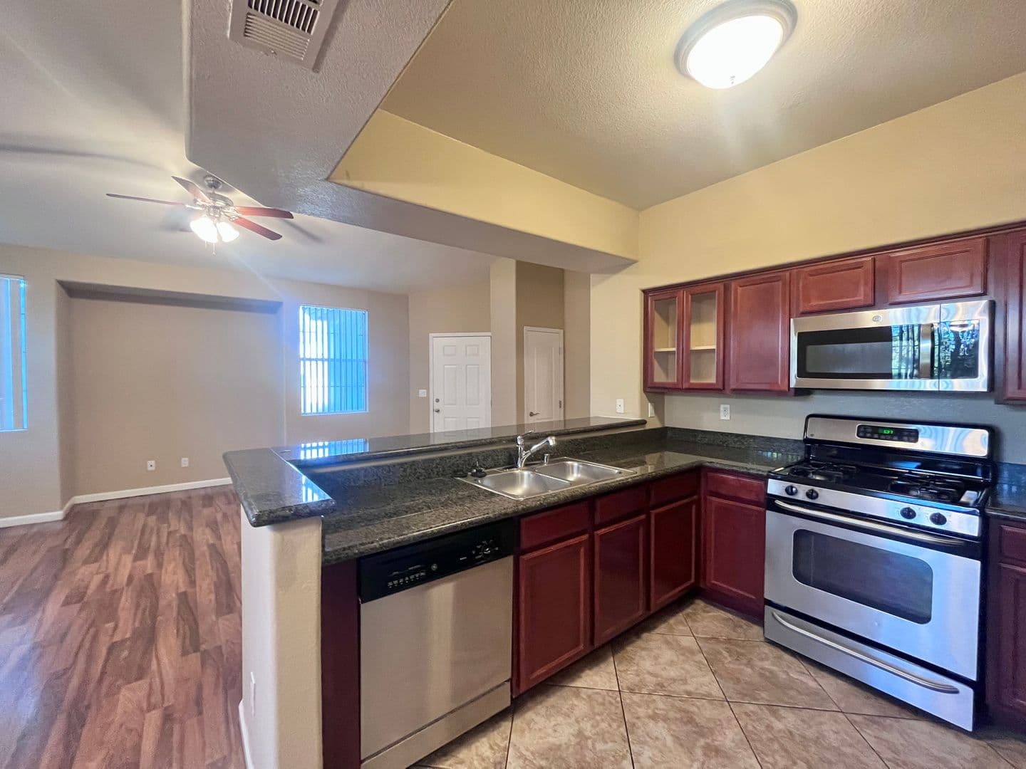 LAS VEGAS House: 10220 PENRITH AVE #203