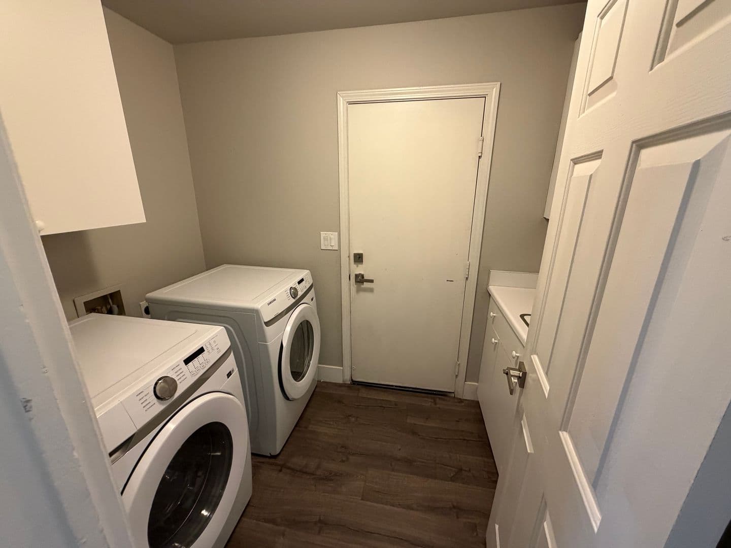 HENDERSON House: 2218 ARMACOST DR