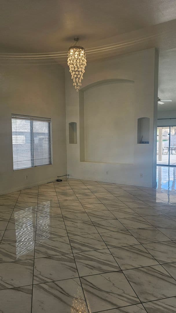 LAS VEGAS House: 541 ELDORA AVE.