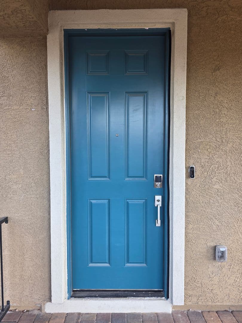 HENDERSON House: 176 VANHOY AVE