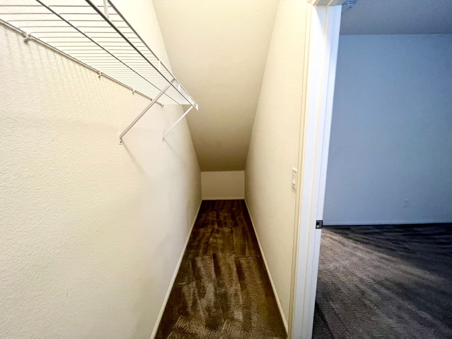 LAS VEGAS House: 9198 VALLEY BETICA