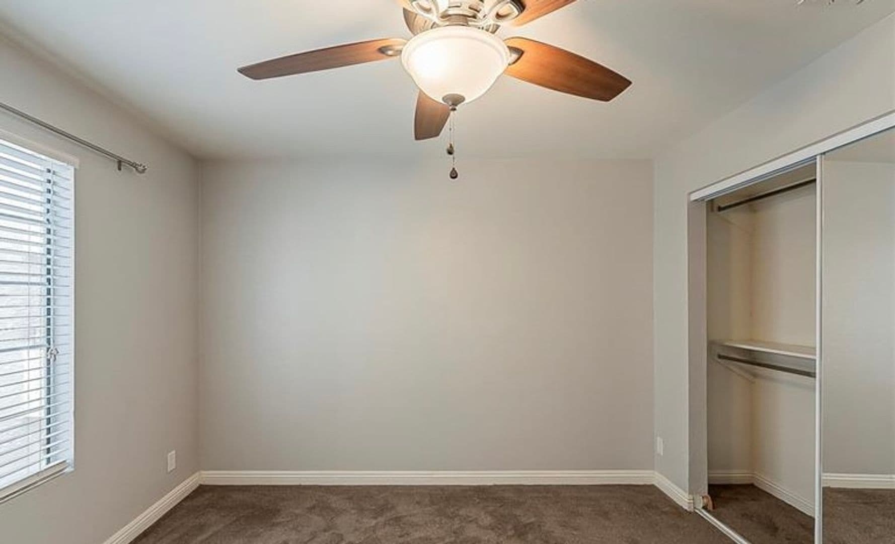 LAS VEGAS Condo: 2200 S FORT APACHE RD # 2213
