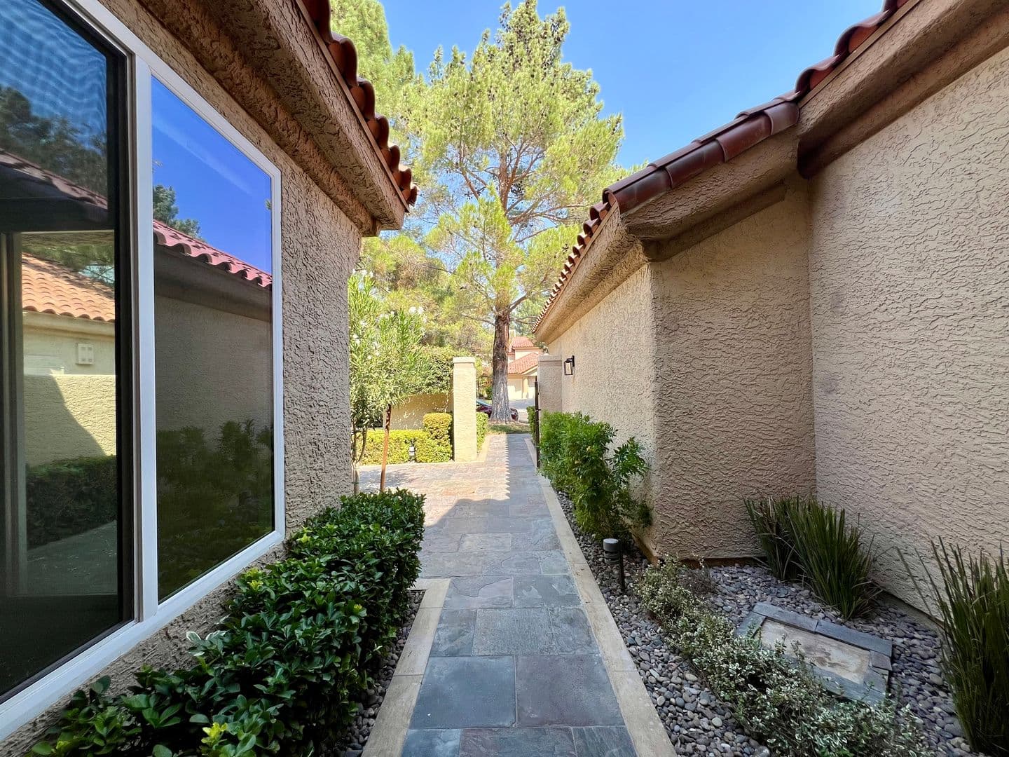 LAS VEGAS House: 5155 MAKENNA CT