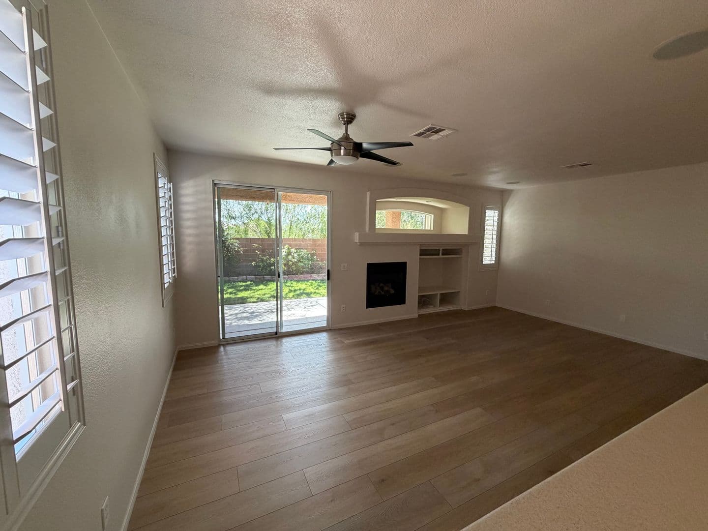 LAS VEGAS House: 11091 ZAROD RD