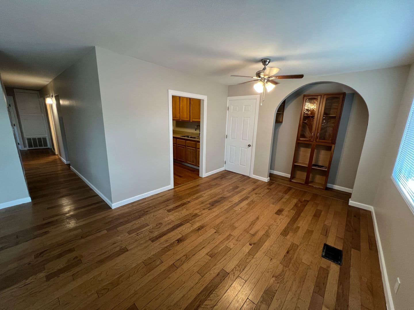NORTH LAS VEGAS House: 2301 E BROOKS AVE