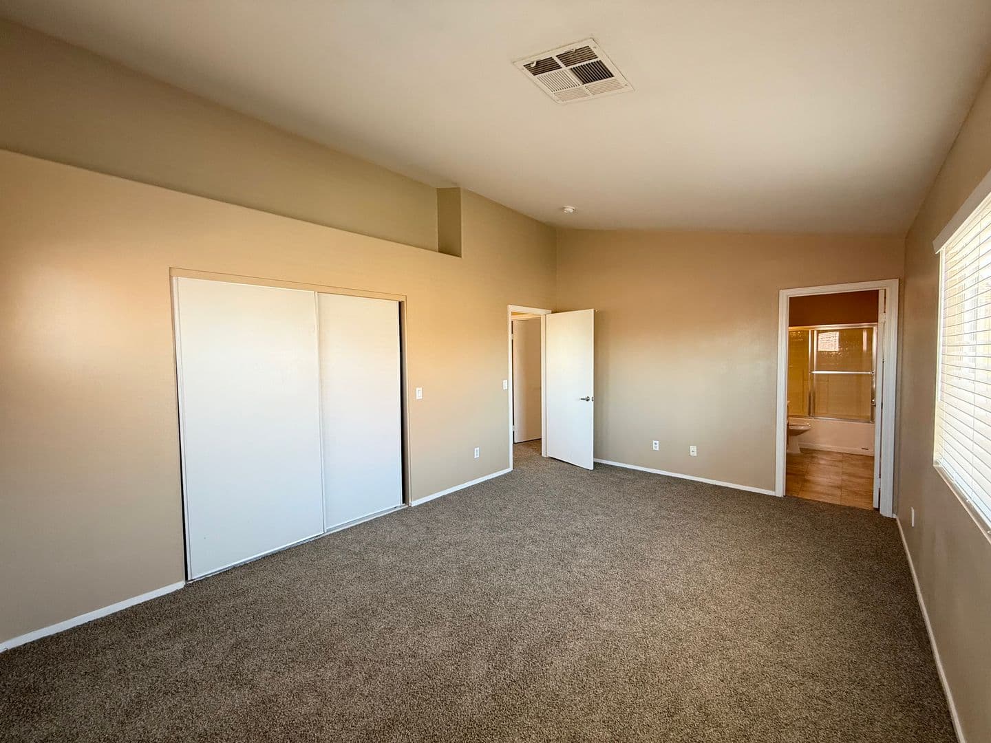 LAS VEGAS House: 8816 PINE PITCH