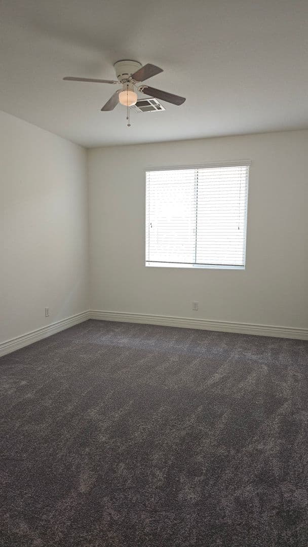 LAS VEGAS House: 119 HONORS COURSE