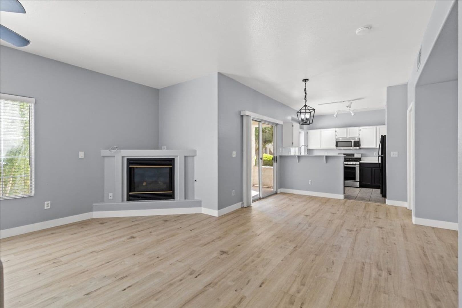 las vegas House: 6901 Squaw Mountain Dr unit 101