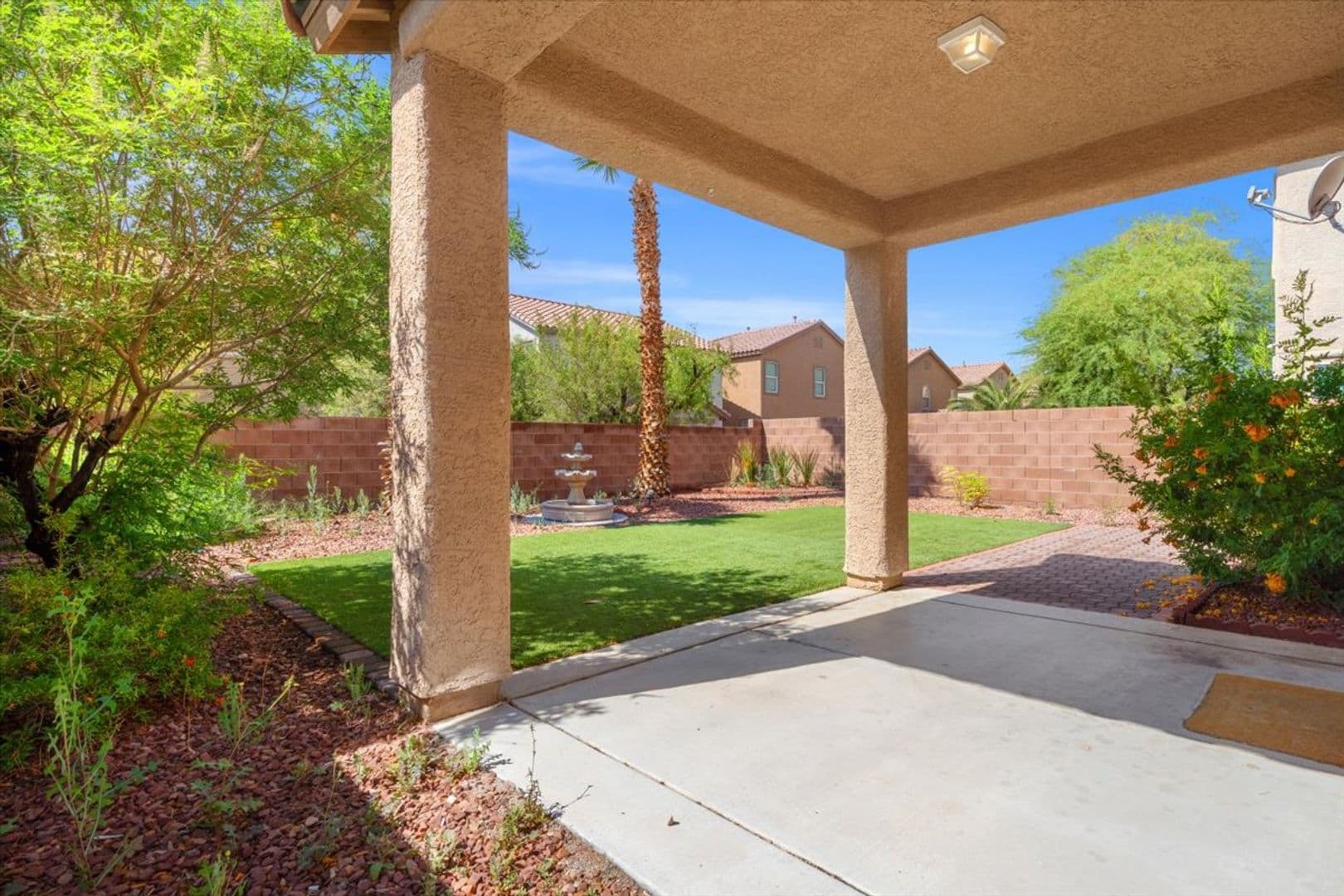 North Las Vegas House: 2309 Cockatoo Drive