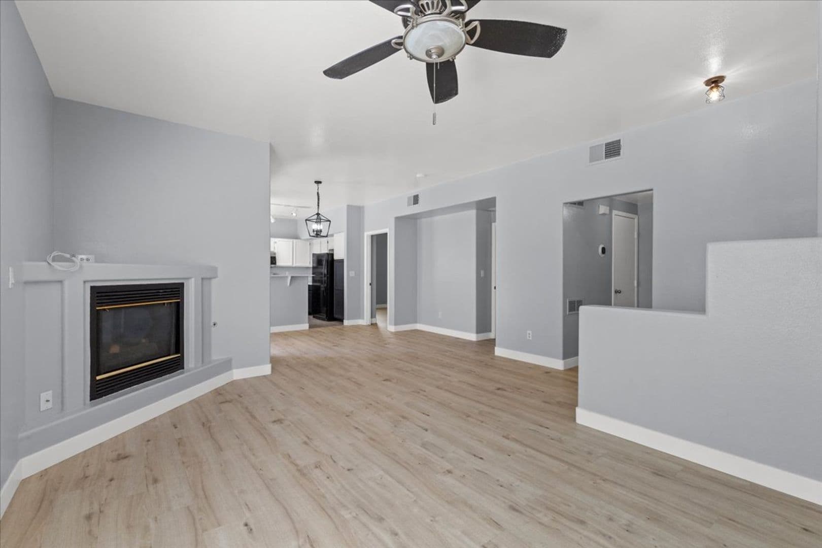 las vegas House: 6901 Squaw Mountain Dr unit 101