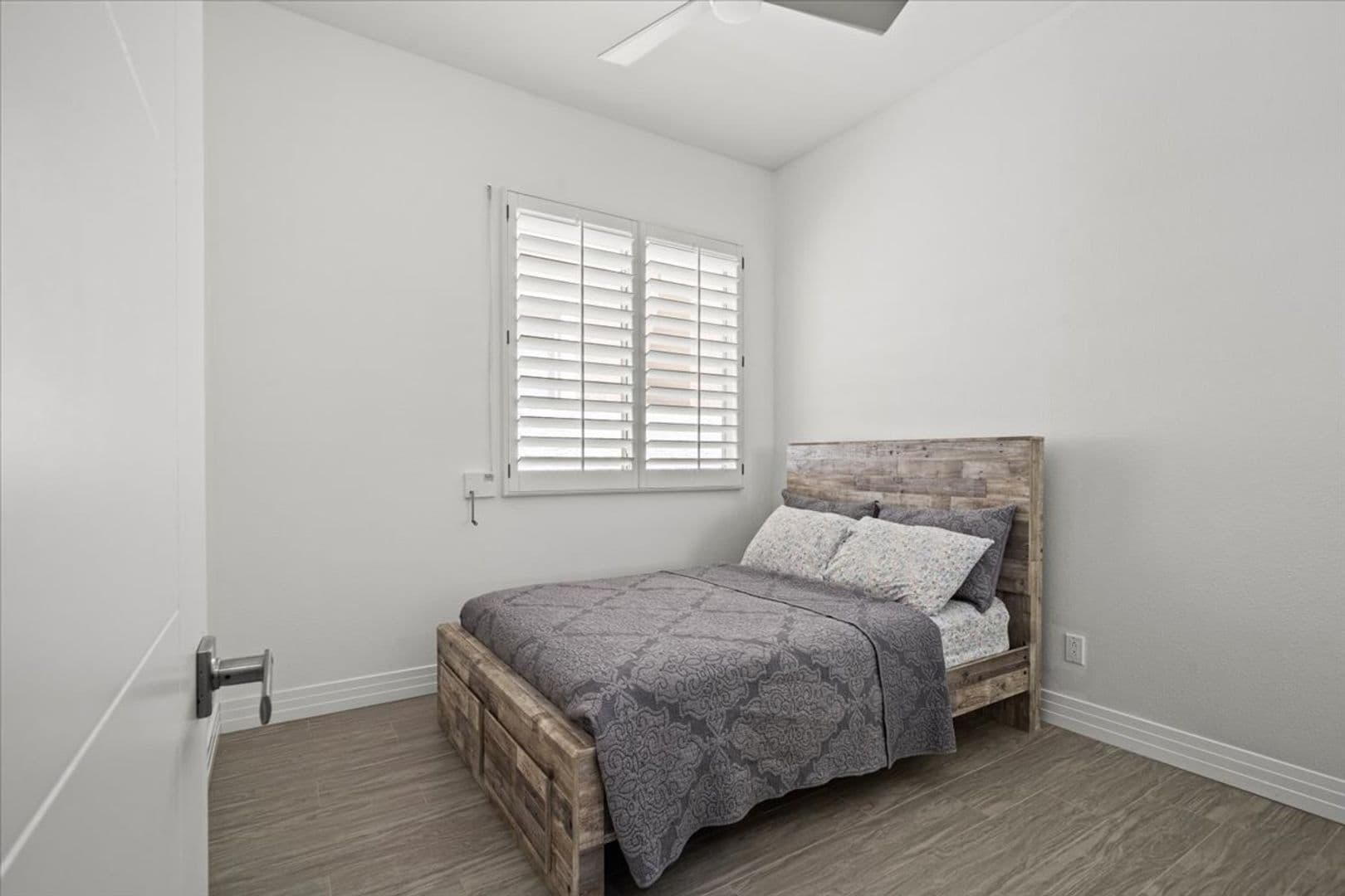 Las Vegas House: 824 Cambridge Cross Place