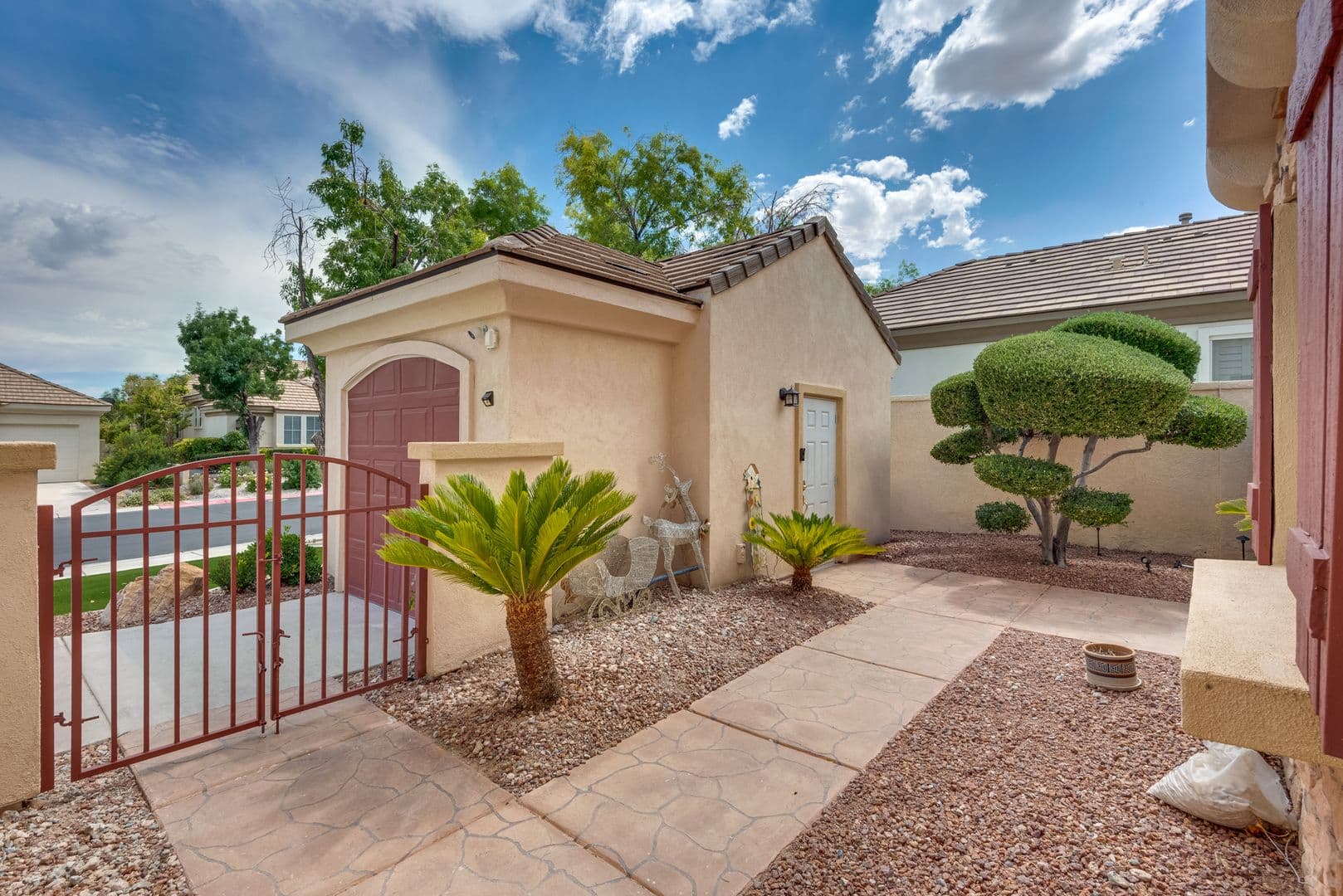 Las Vegas House: 709 Sir James Bridge Way