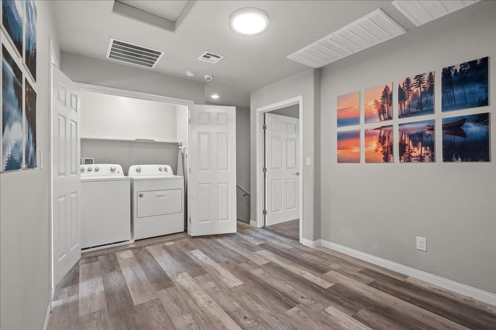 North Las Vegas House: 7305 Halo Falls St