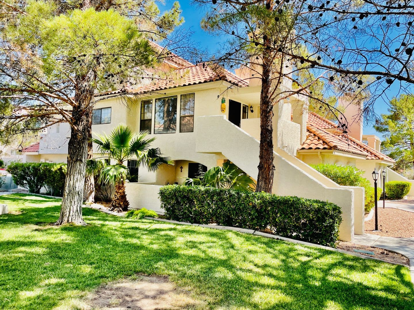 Summerlin Las Vegas House: 2611 South Durango Drive
