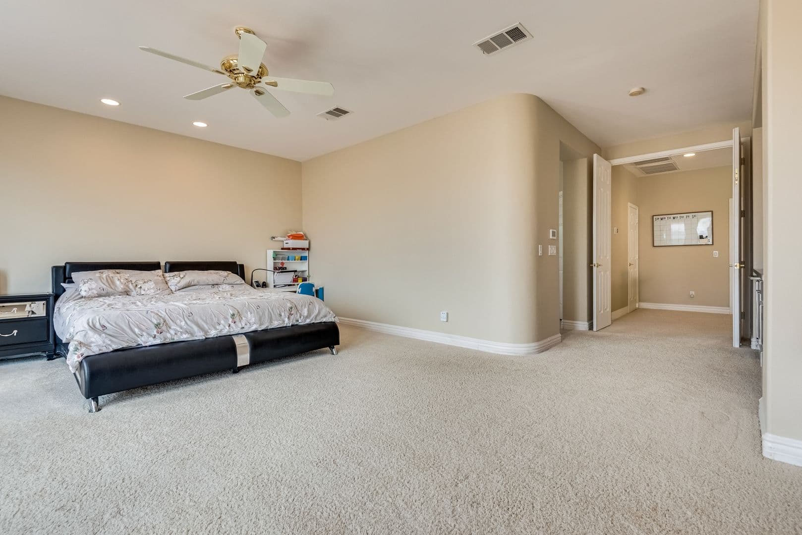 Las Vegas House: 709 Sir James Bridge Way