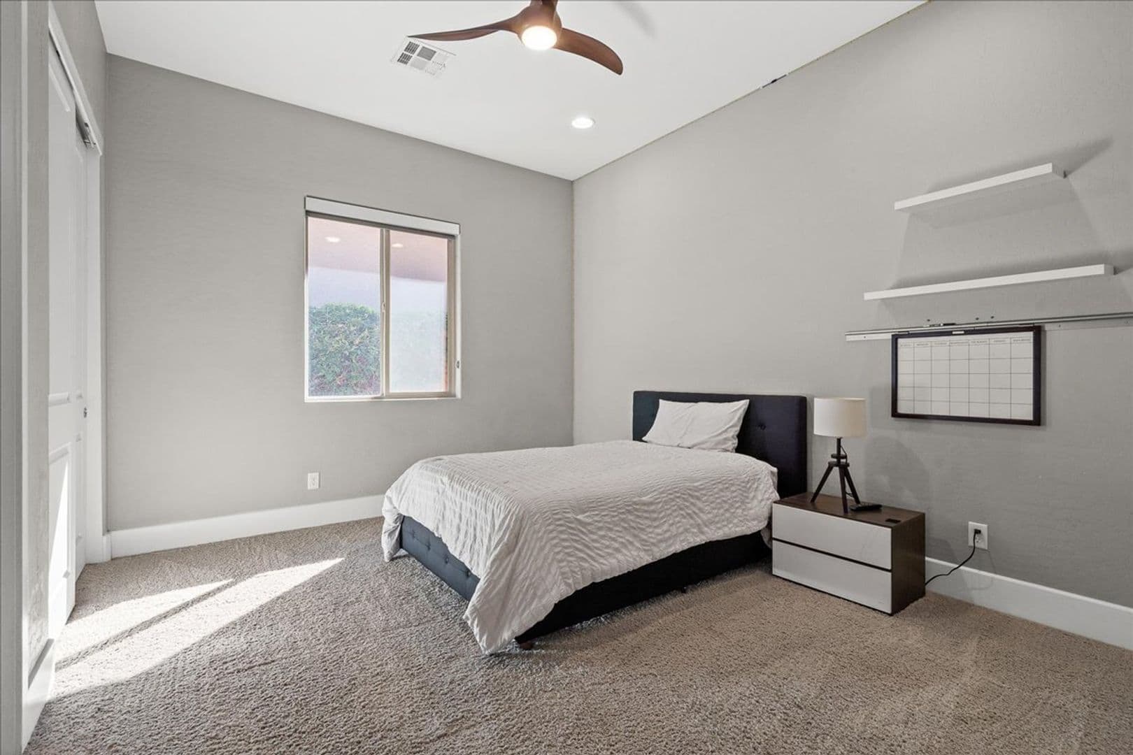 Las Vegas House: 10543 Everhart Bay Dr