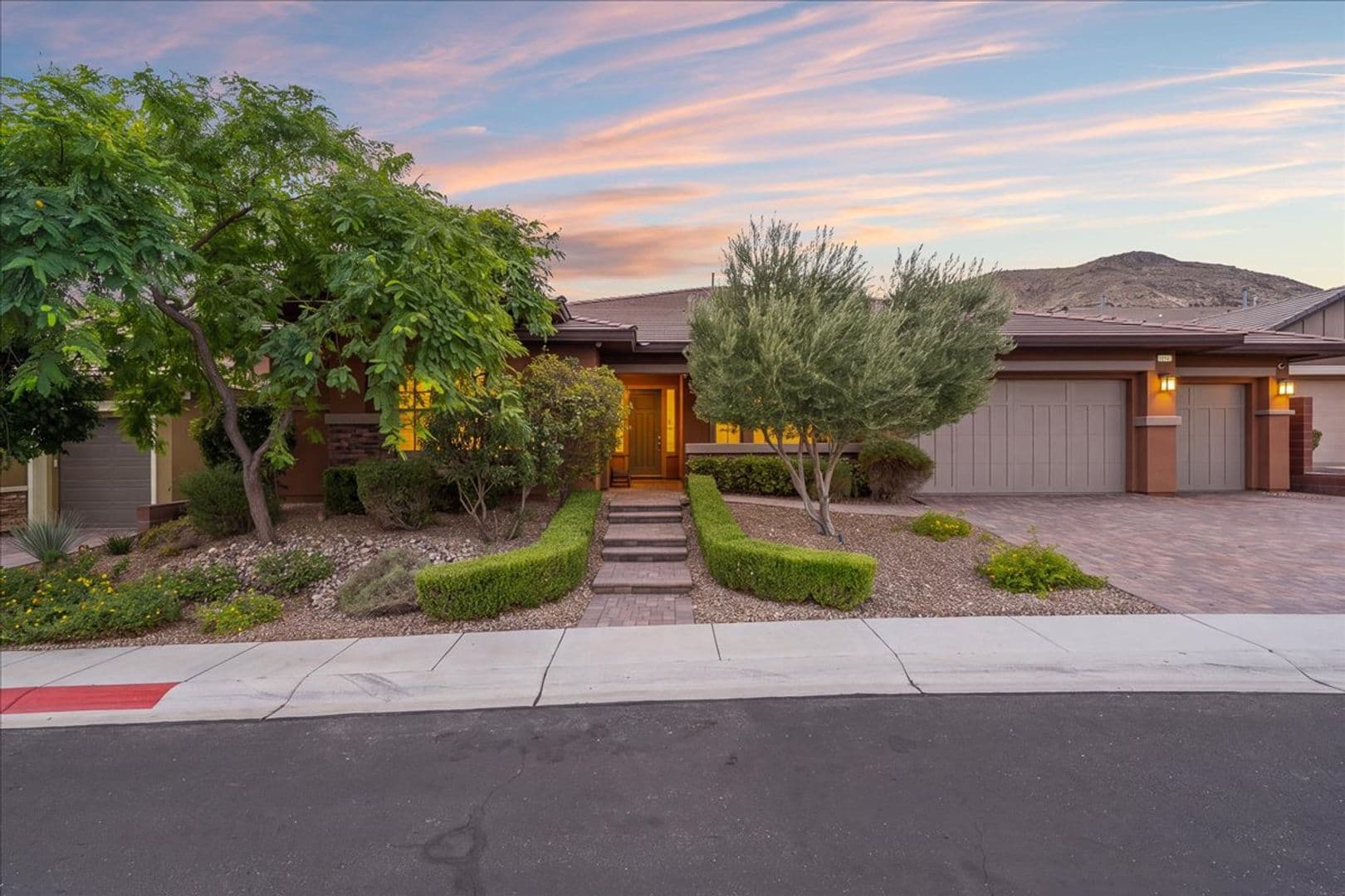 Las Vegas House: 10543 Everhart Bay Dr