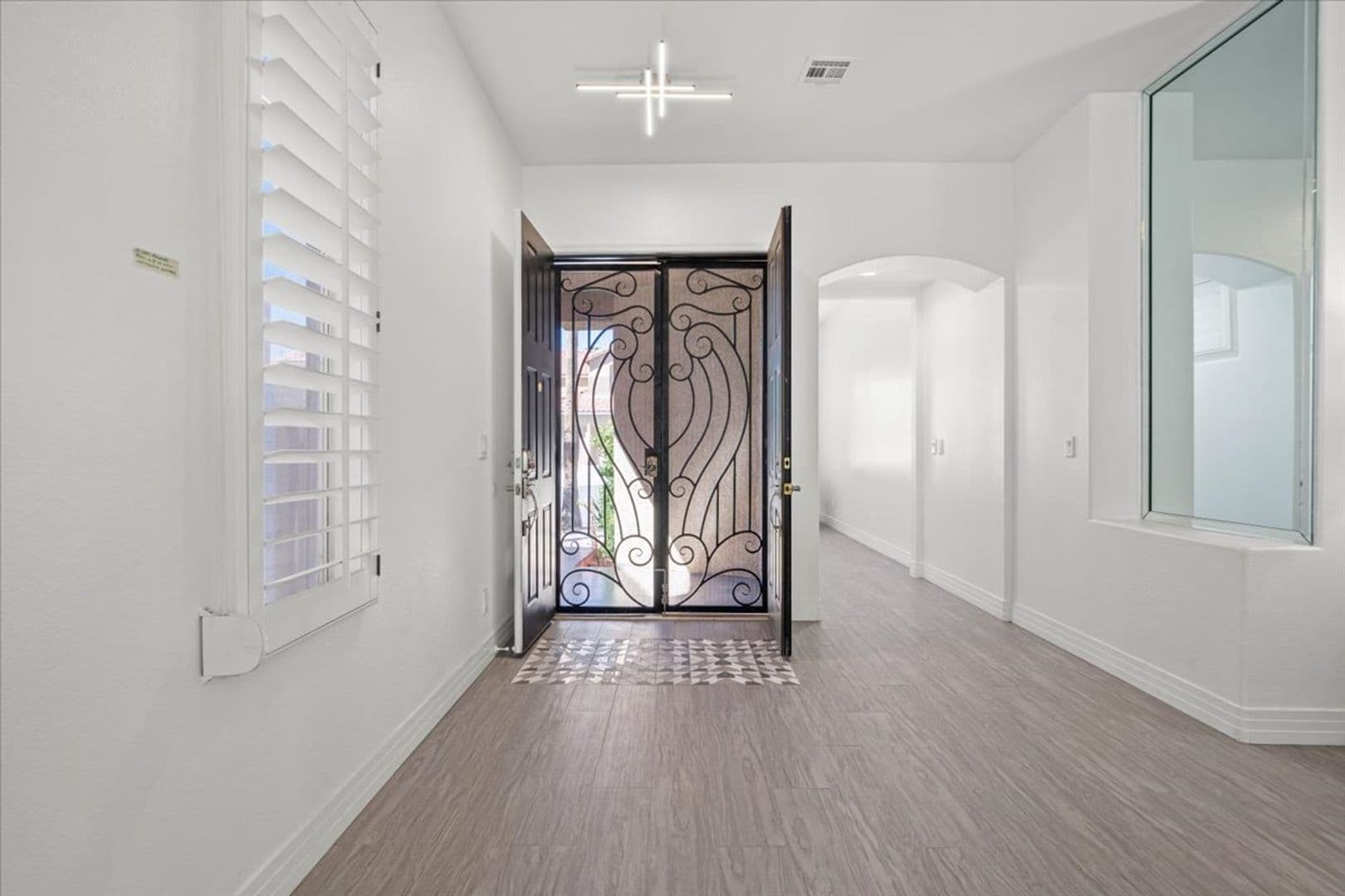 Las Vegas House: 824 Cambridge Cross Place