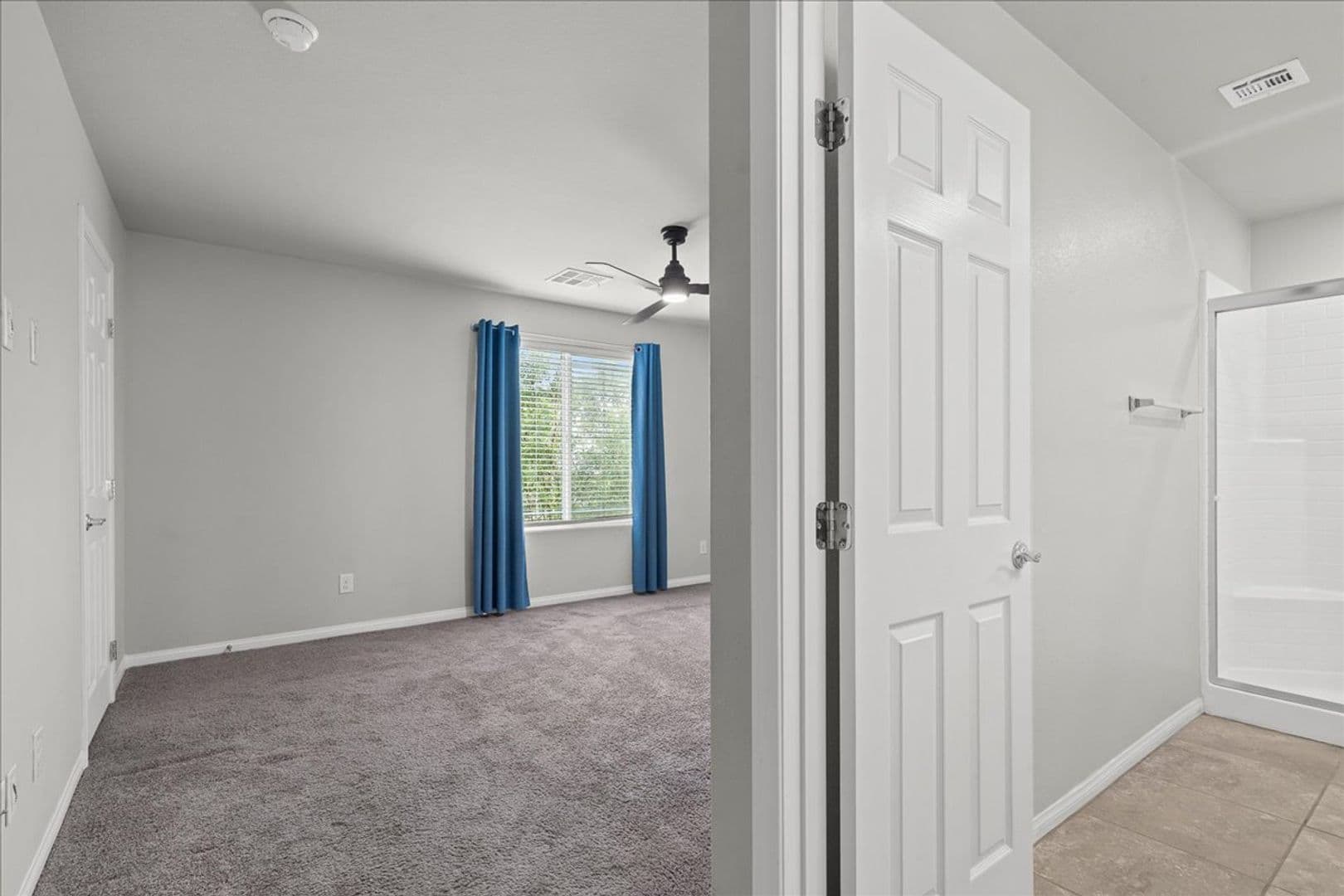 North Las Vegas House: 7305 Halo Falls St