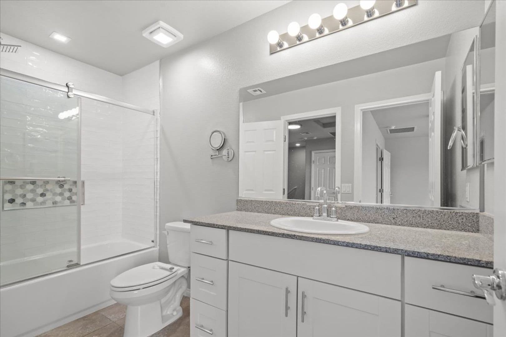 North Las Vegas House: 7305 Halo Falls St
