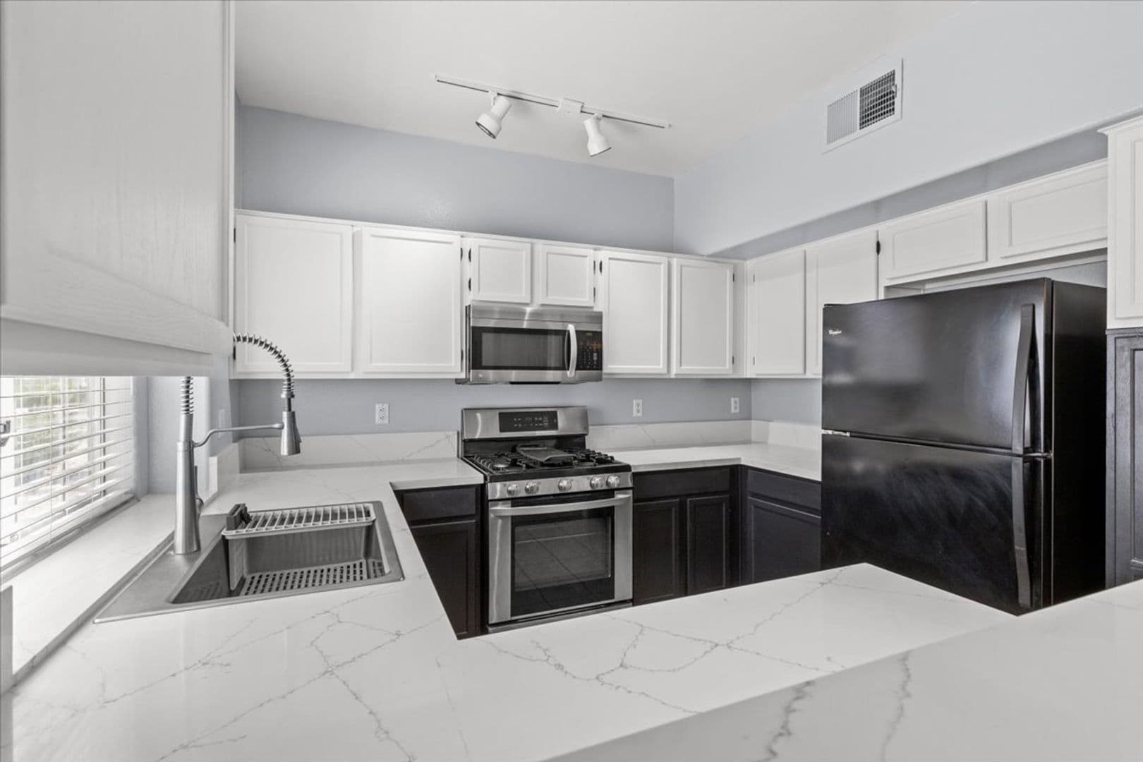 las vegas House: 6901 Squaw Mountain Dr unit 101