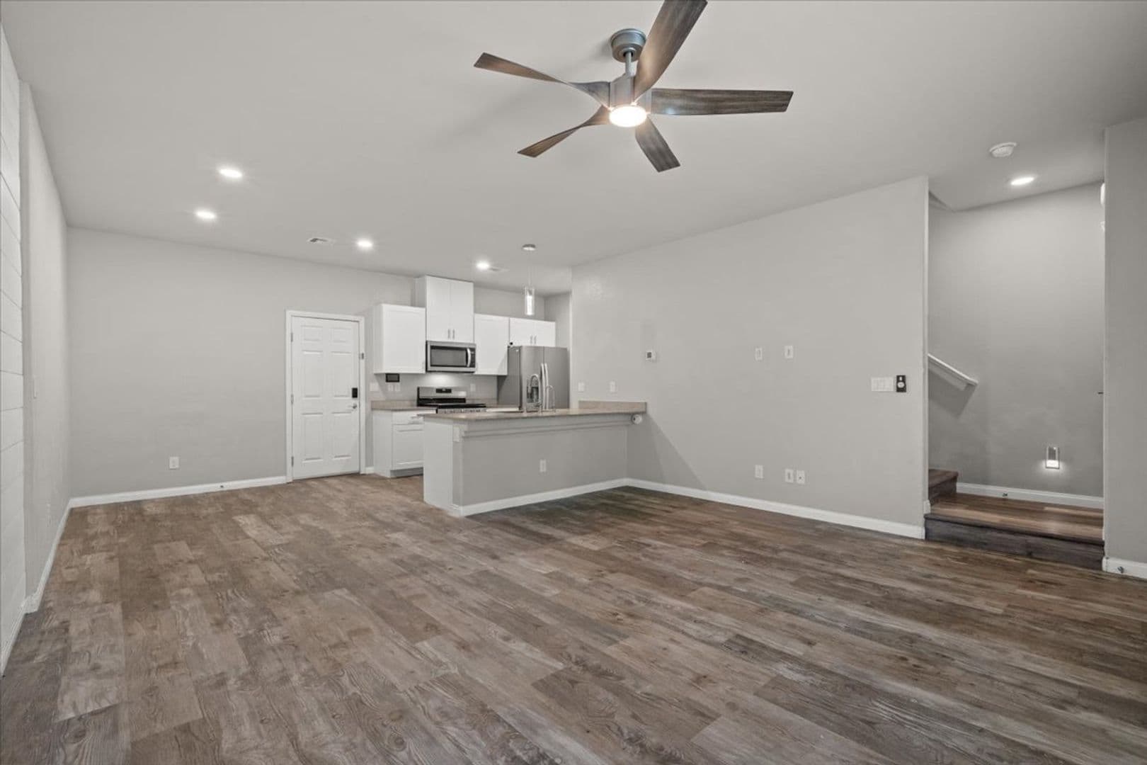 North Las Vegas House: 7305 Halo Falls St
