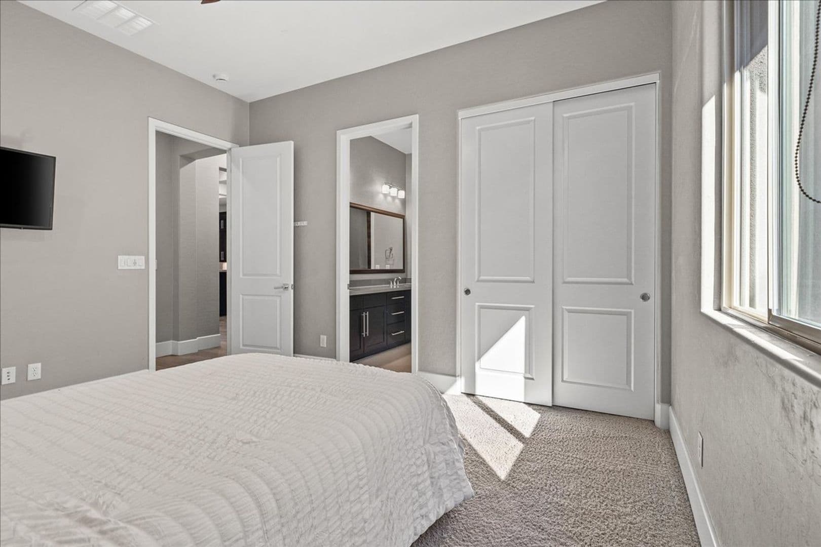 Las Vegas House: 10543 Everhart Bay Dr
