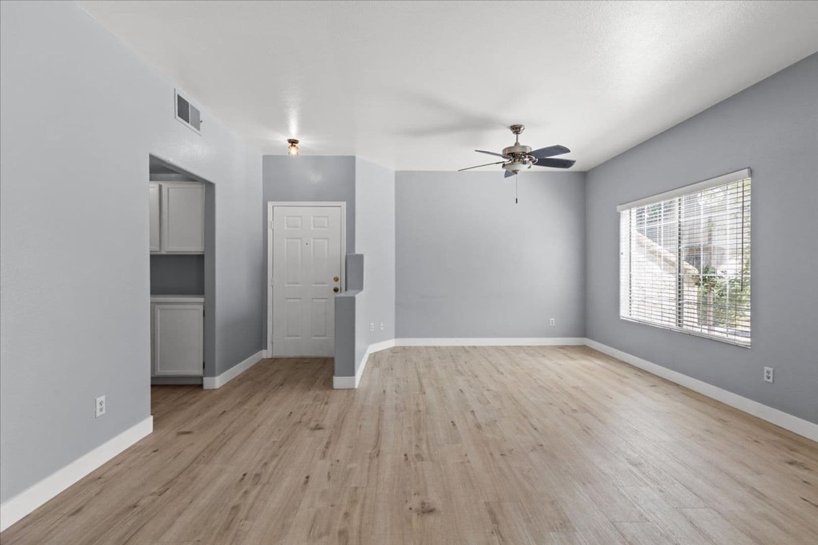 las vegas House: 6901 Squaw Mountain Dr unit 101