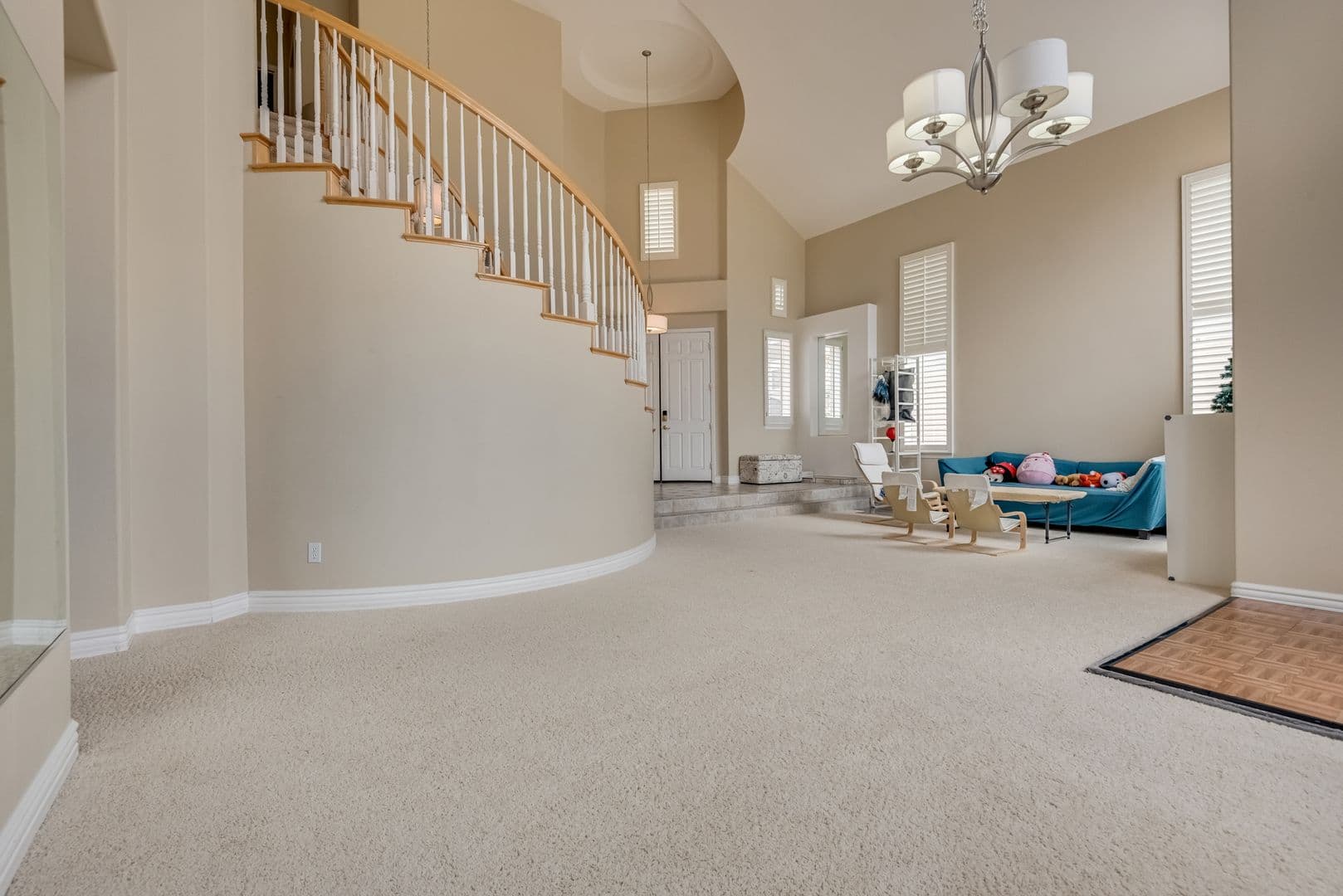 Las Vegas House: 709 Sir James Bridge Way