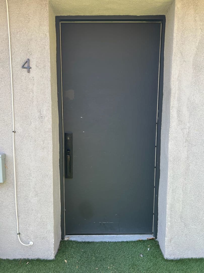 Las Vegas Apartment: 715 S 3rd St