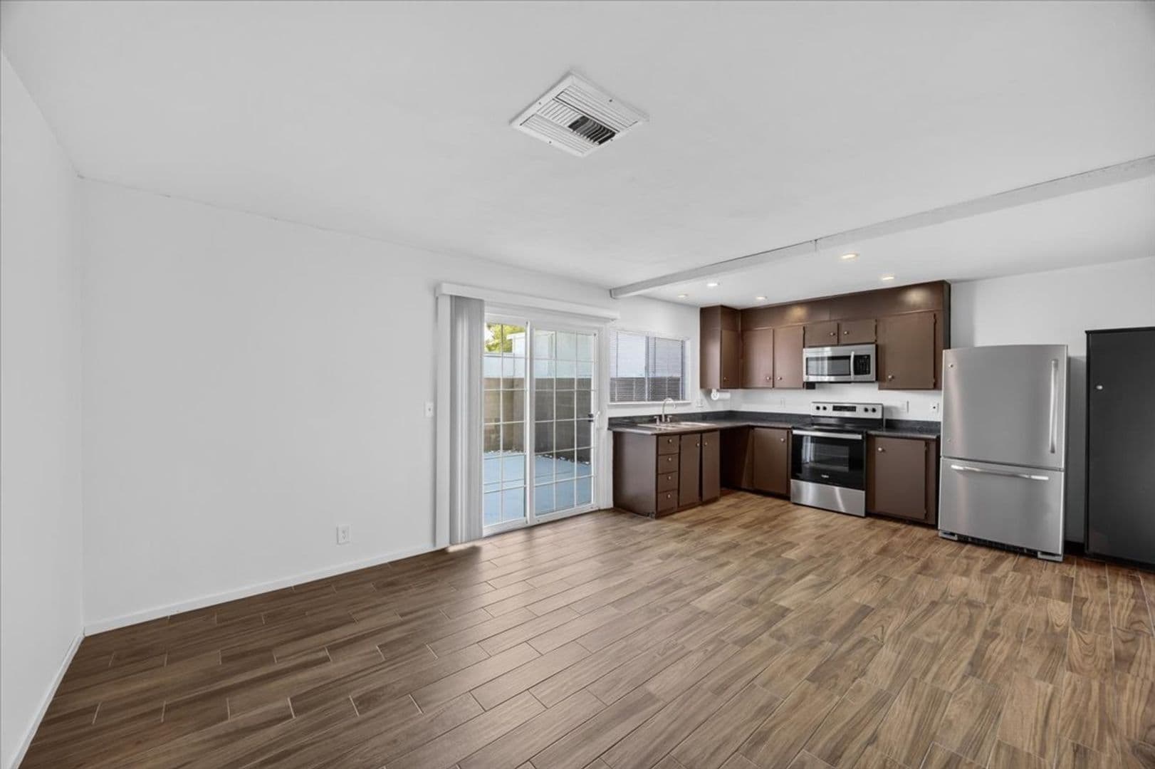 Las Vegas Townhome: 2454 Paradise Village Way